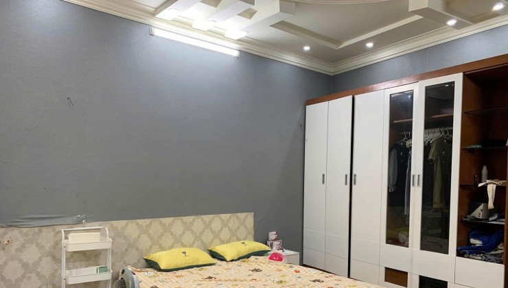 Cho thuê nhà ngõ kinh doanh Spa, Cà Phê Nguyễn Chí Thanh - Đống Đa - 50m - 4 tầng - 25 triệu